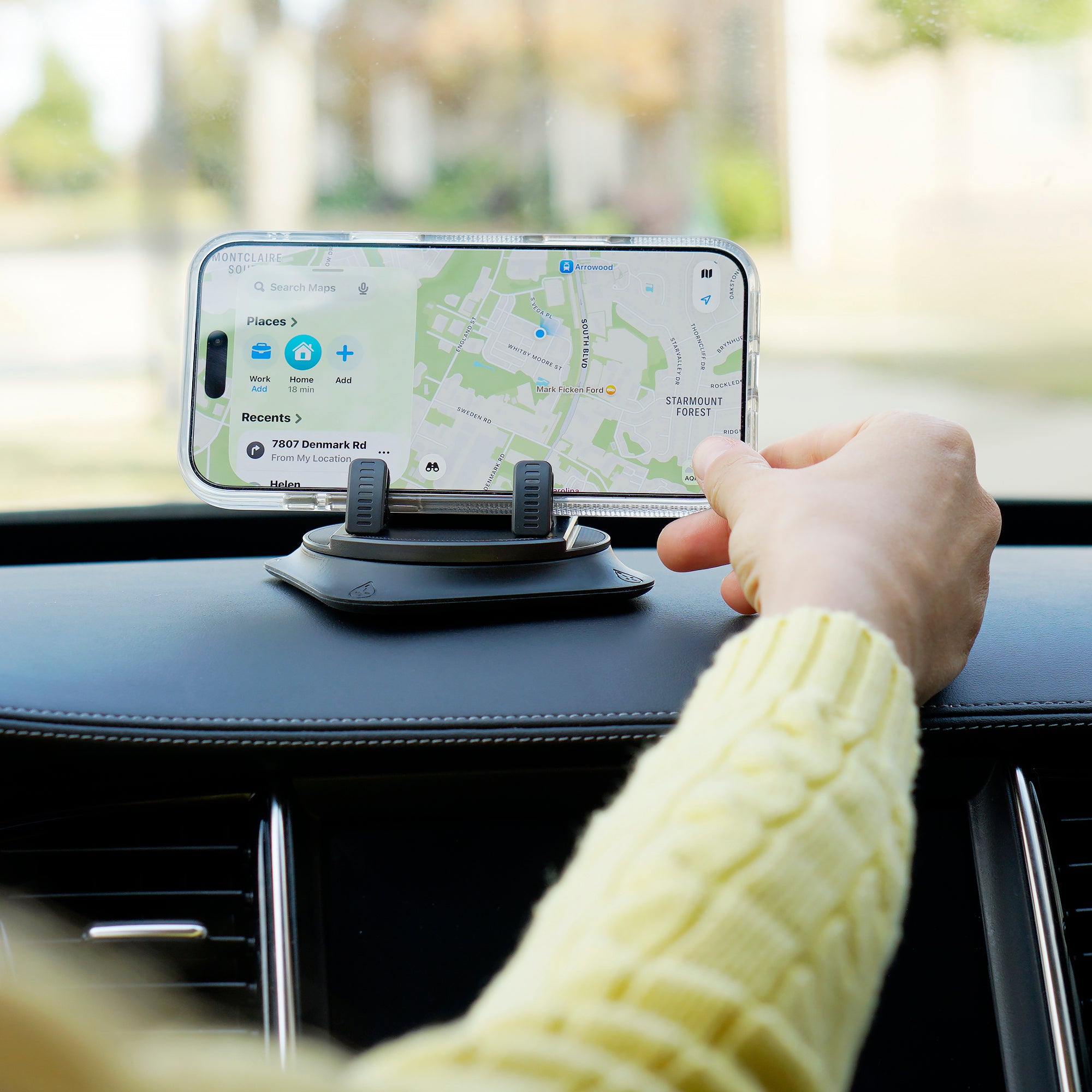 360-Degree Dashboard Phone Mount